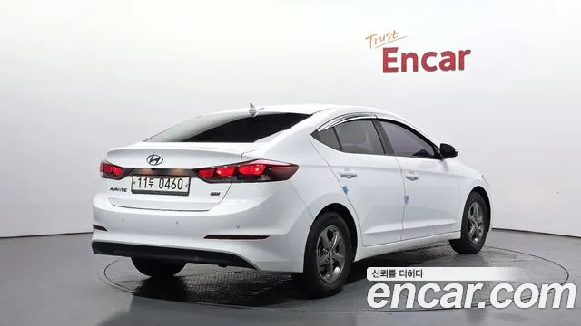 Hyundai AVANTE 2017 — фото 2