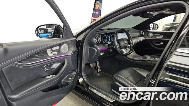 Mercedes-Benz E-Class 2021 — фото 10