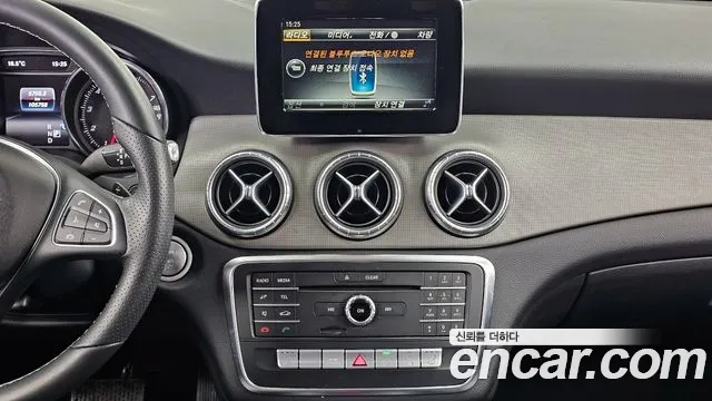 Mercedes-Benz CLA-Class 2017 — фото 14