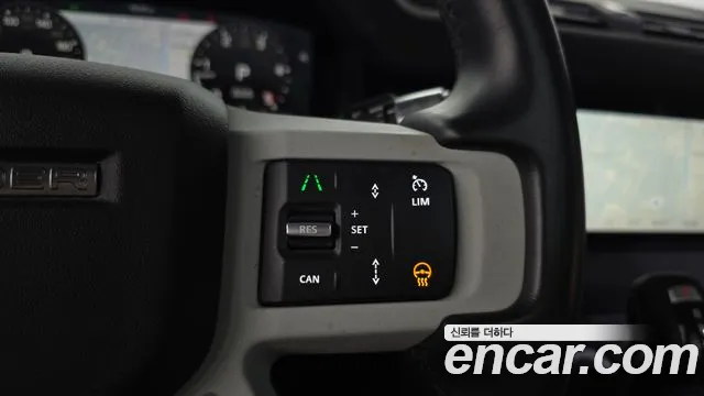 Land Rover Defender 2020 — фото 14