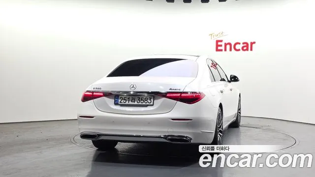 Mercedes-Benz S-Class 2022 — фото 4