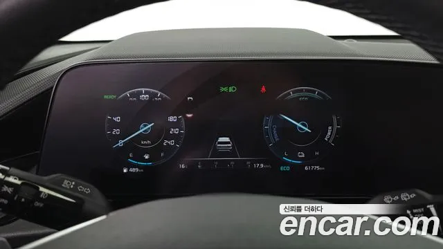 Kia Niro 2022 — фото 8