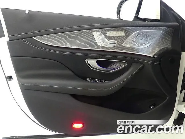 Mercedes-Benz AMG GT 2023 — фото 10
