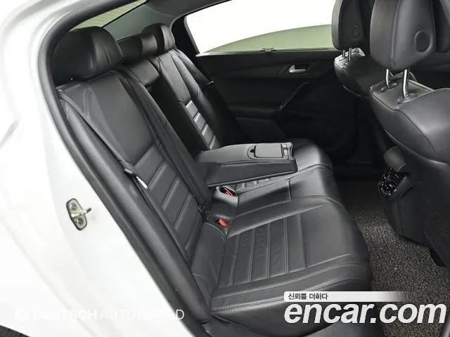 Peugeot 508 2017 — фото 12