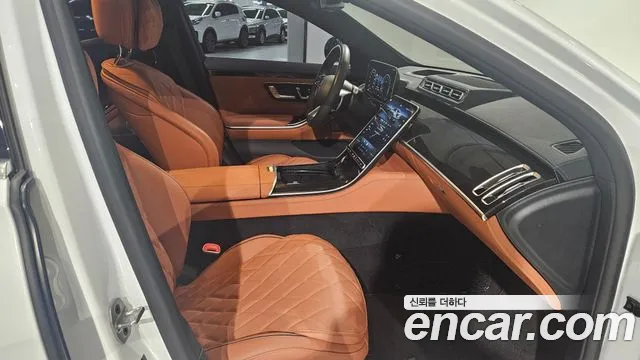 Mercedes-Benz S-Class 2025 — фото 18