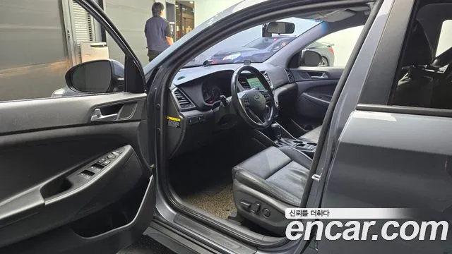Hyundai Tucson 2017 — фото 10