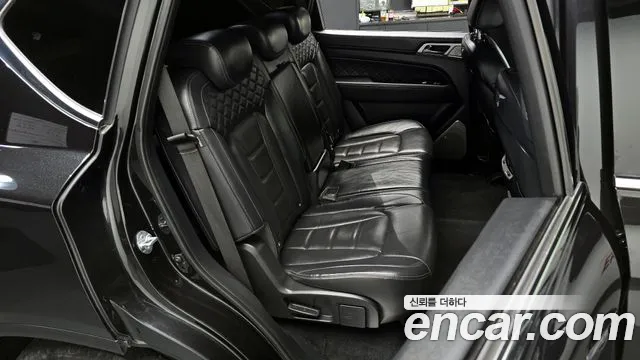 KG_Mobility_Ssangyong Rexton 2018 — фото 12