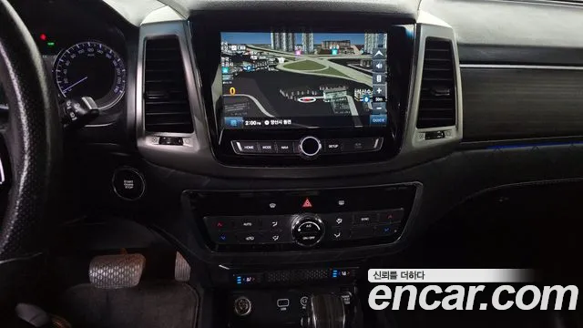 KG_Mobility_Ssangyong Rexton 2018 — фото 16