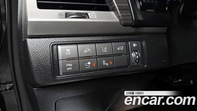 KG_Mobility_Ssangyong Rexton 2018 — фото 17
