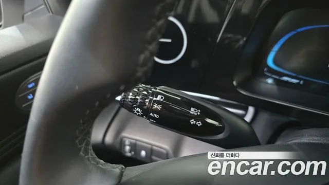 Hyundai AVANTE 2024 — фото 17