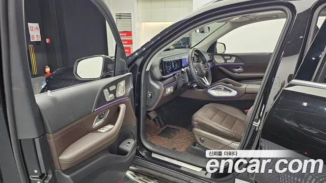 Mercedes-Benz GLE-Class 2023 — фото 10