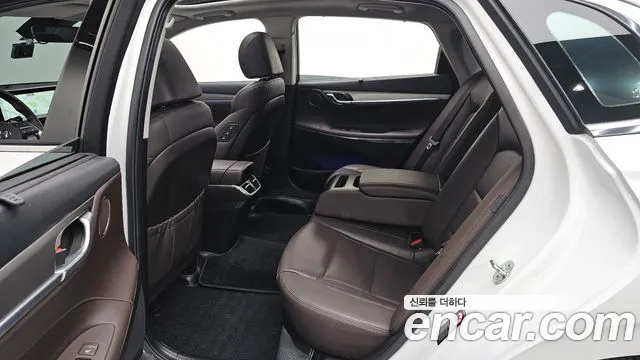 Hyundai Grandeur 2021 — фото 11
