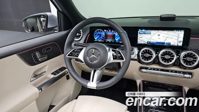 Mercedes-Benz EQB 2026 — фото 13