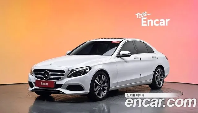 Mercedes-Benz C-Class 2018 — фото 20
