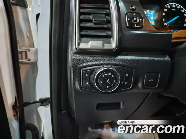 Ford Ranger 2022 — фото 16