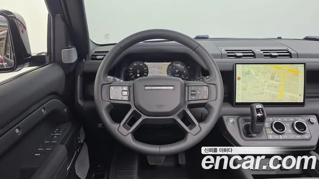 Land Rover Defender 2024 — фото 13
