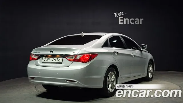 Hyundai Sonata 2014 — фото 2