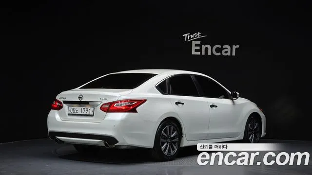 Nissan Altima 2017 — фото 2