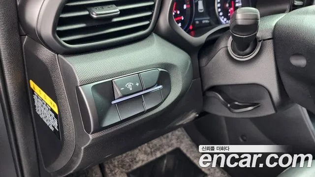 Hyundai Veloster 2020 — фото 14