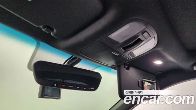 Hyundai Veloster 2020 — фото 17