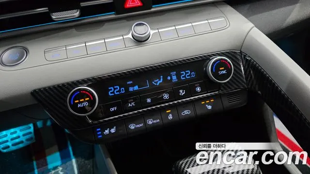 Hyundai AVANTE 2021 — фото 16
