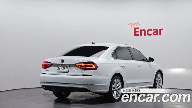 Volkswagen Passat 2018 — фото 2