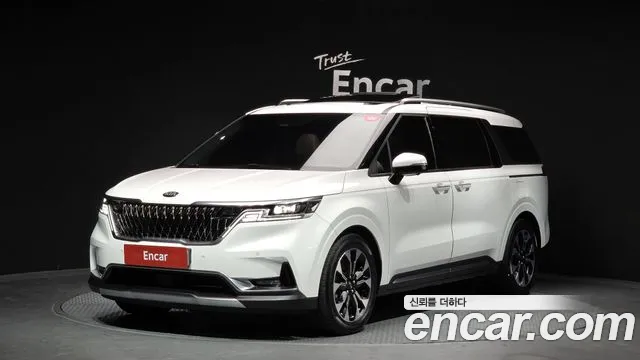 Kia Canival 2021 — фото 1