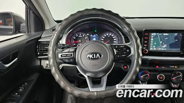 Kia Stonic 2019 — фото 13
