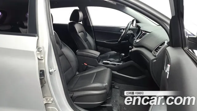 Hyundai Tucson 2016 — фото 11