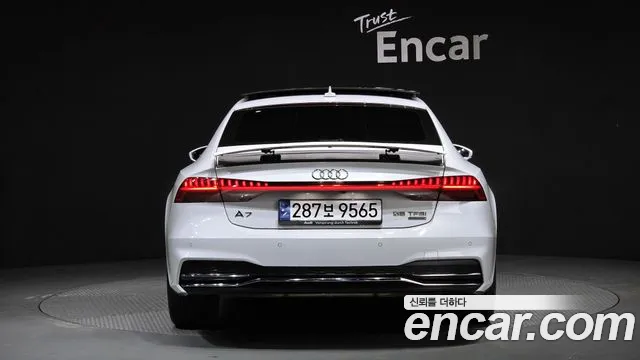 Audi A7 2021 — фото 4