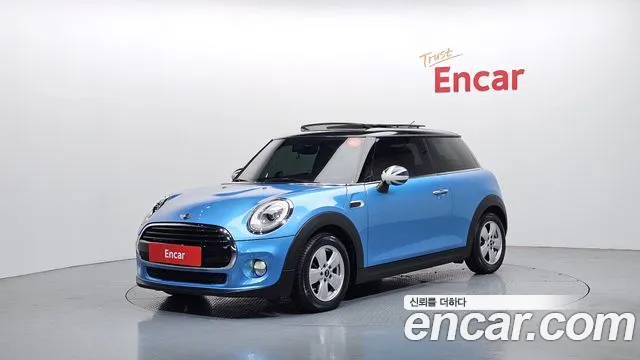 Mini Cooper 2016 — фото 1