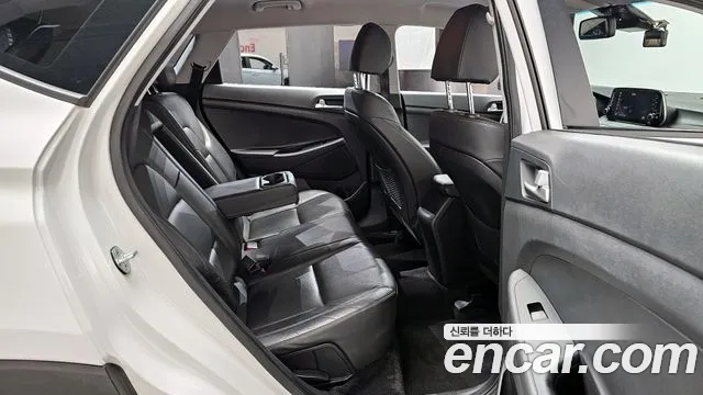 Hyundai Tucson 2019 — фото 12
