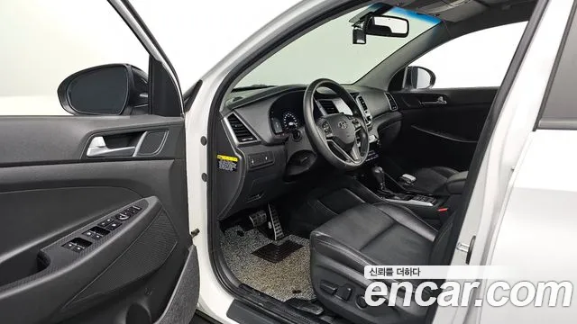 Hyundai Tucson 2017 — фото 10