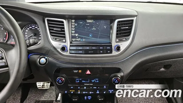 Hyundai Tucson 2017 — фото 14