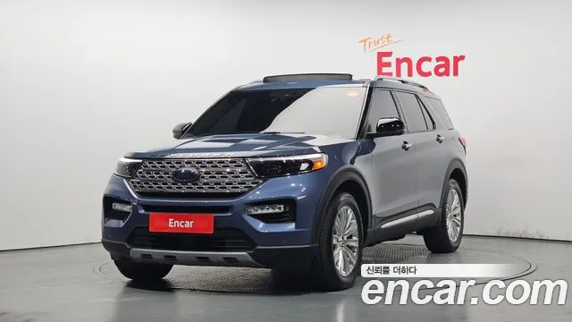 Ford Explorer 2021 — фото 1