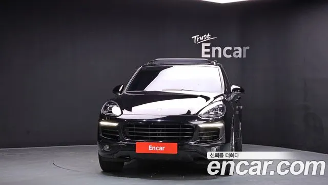 Porsche Cayenne 2015 — фото 3