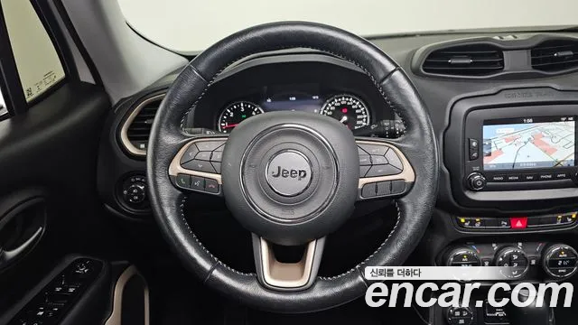 Jeep Renegade 2017 — фото 13