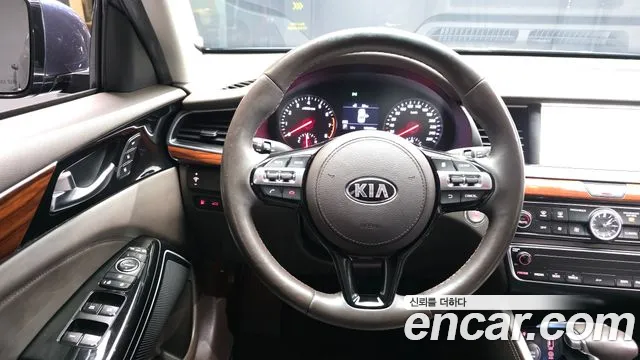 Kia K7 2016 — фото 13