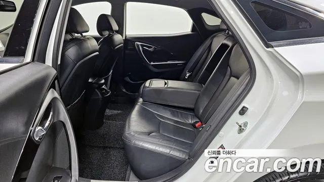 Hyundai Grandeur 2015 — фото 12
