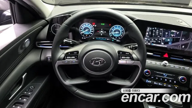 Hyundai AVANTE 2021 — фото 13