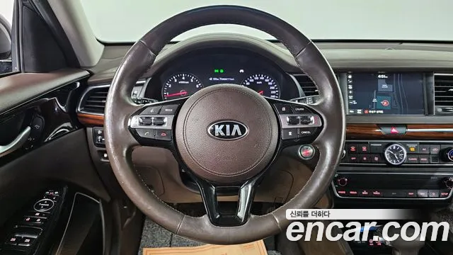 Kia K7 2017 — фото 15