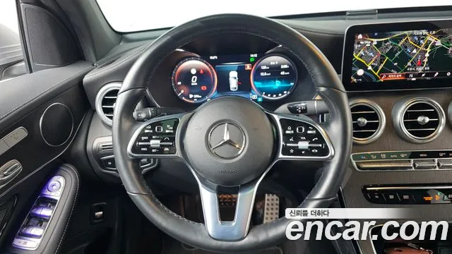 Mercedes-Benz GLC-Class 2023 — фото 13