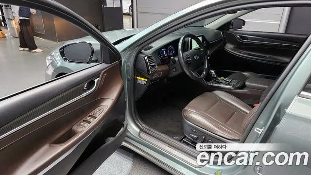 Hyundai Grandeur 2018 — фото 10