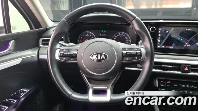 Kia K5 2020 — фото 13