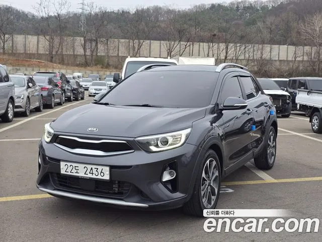Kia Stonic 2018 — фото 1