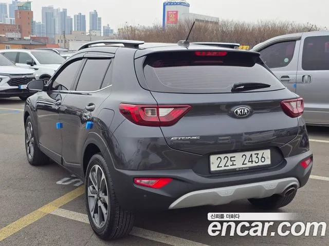 Kia Stonic 2018 — фото 7