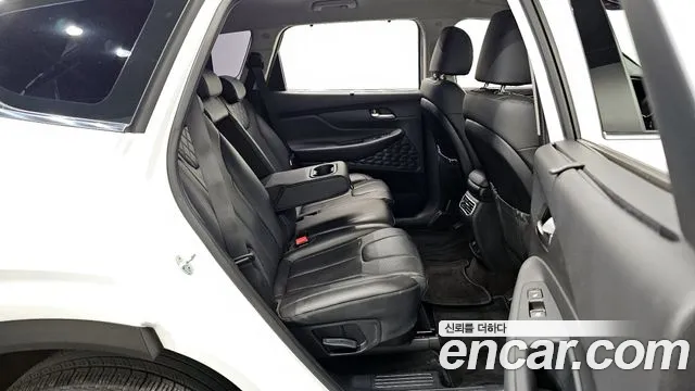 Hyundai Santafe 2021 — фото 11