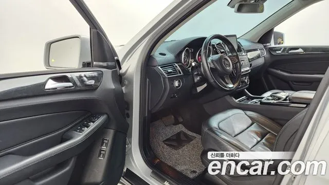 Mercedes-Benz GLS-Class 2017 — фото 10