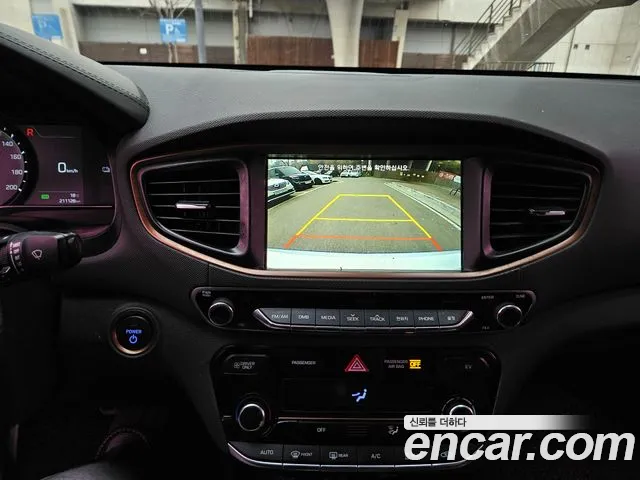 Hyundai Ioniq 2018 — фото 8