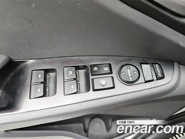 Hyundai Ioniq 2018 — фото 12